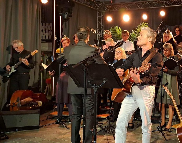 Bildet er tatt 1.9.2018 på Ulefoss på korseminar for sanger til konsert 17.12.18 med Hanne Krogh,Johnny Logan og Thomas Ruud